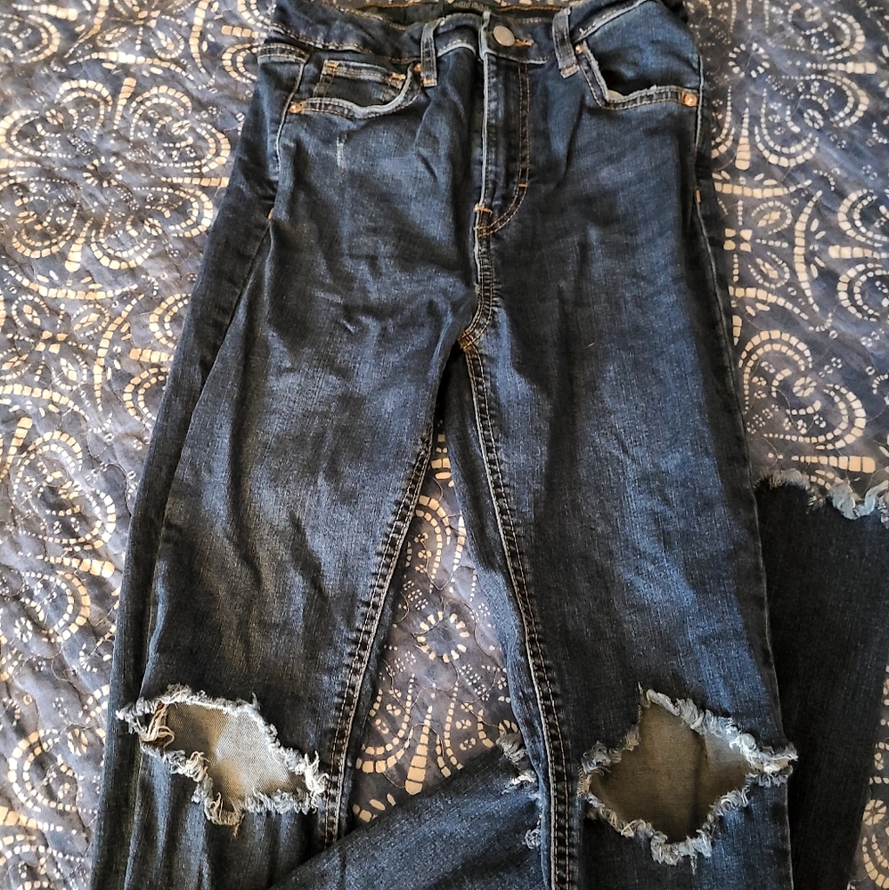 Wild & Fable distressed jeans
